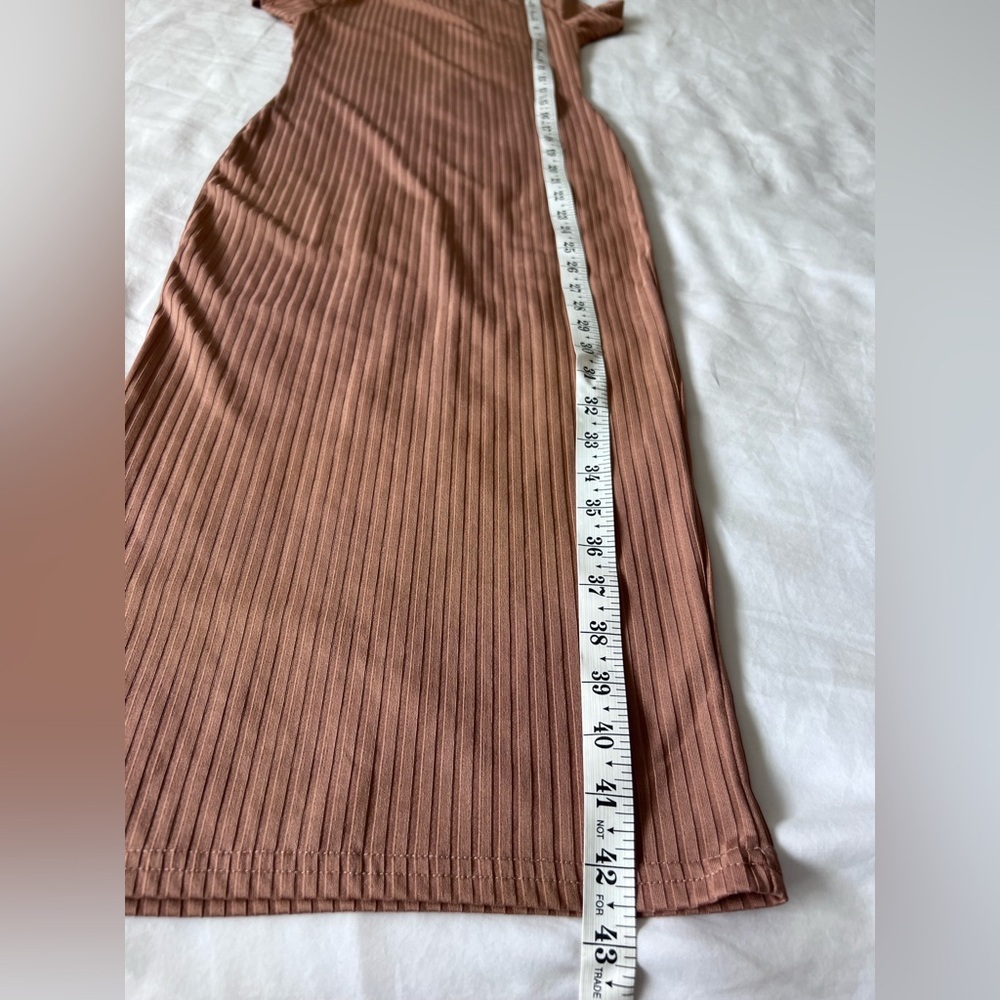 boohoo Mauve Ribbed Midi Dress - Picture 5 of 5